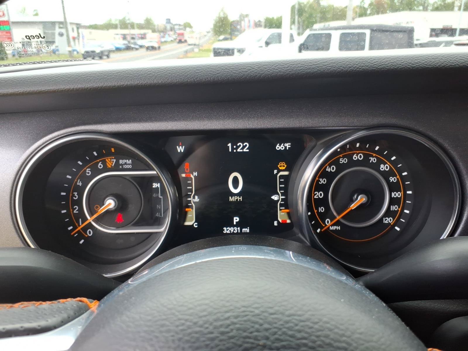 Used 2023 Jeep Gladiator Mojave w/ Cold Weather Group AWD/4WD image 29