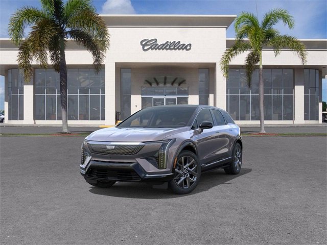 New 2026 Cadillac Optiq Luxury 2 image 8
