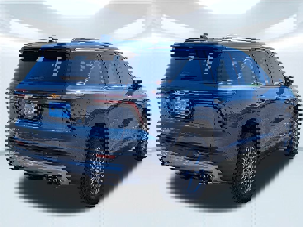 New 2026 Chevrolet Traverse LT w/ Driver Confidence Package image 7