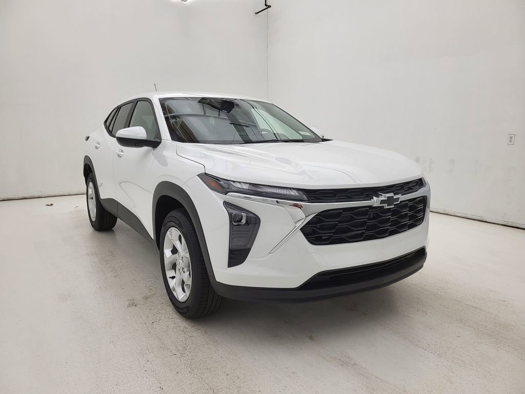 New 2026 Chevrolet Trax LS image 10