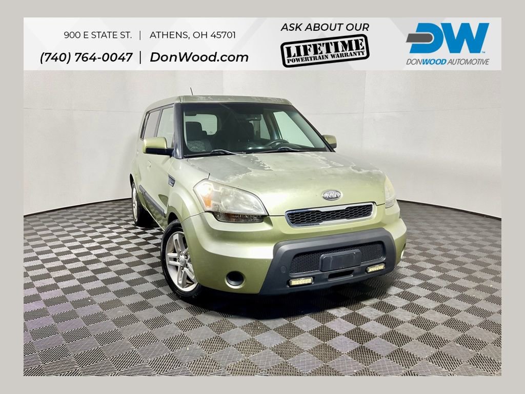 Used 2010 Kia Soul + w/ Audio Pkg image 1