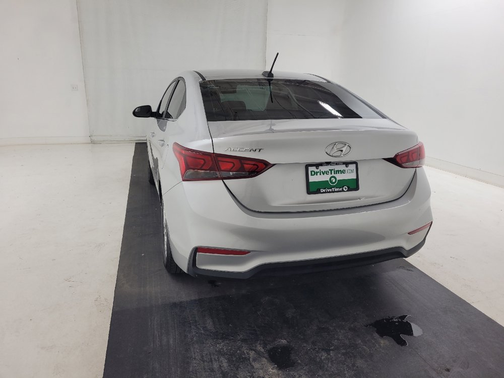 Used 2022 Hyundai Accent SEL FWD image 6