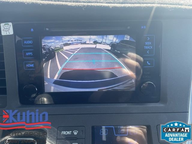 Used 2015 Toyota Sienna SE image 19