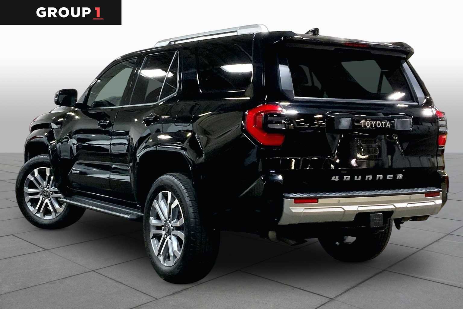Used 2025 Toyota 4Runner Limited AWD/4WD image 12