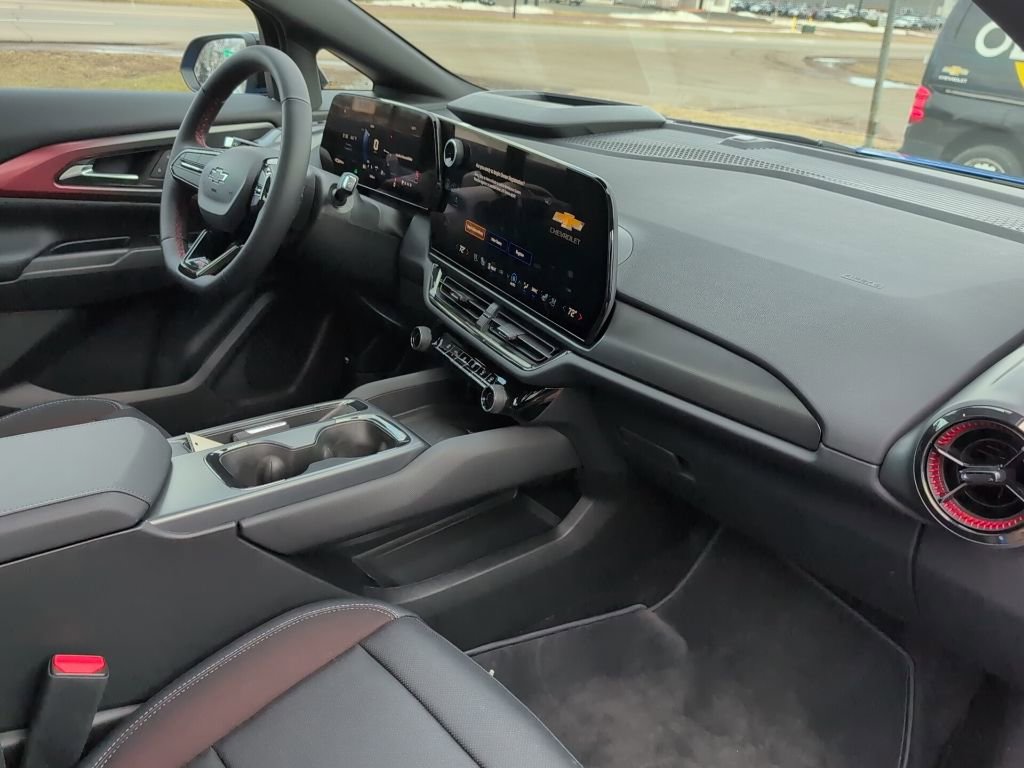 New 2026 Chevrolet Equinox EV RS image 29