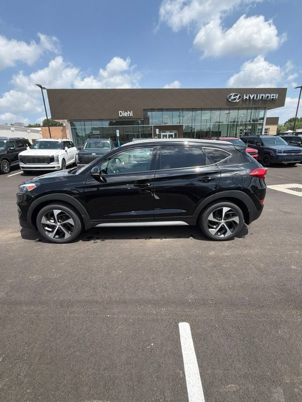 Used 2018 Hyundai Tucson Sport w/ Cargo Package AWD/4WD image 3