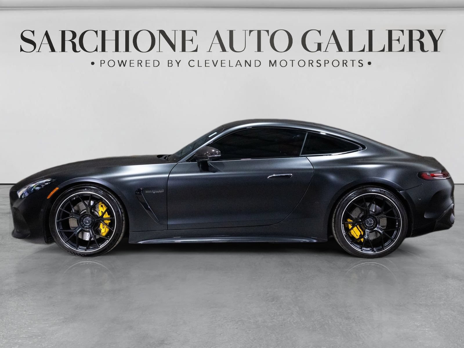 Used 2025 Mercedes-Benz AMG GT 63 image 3