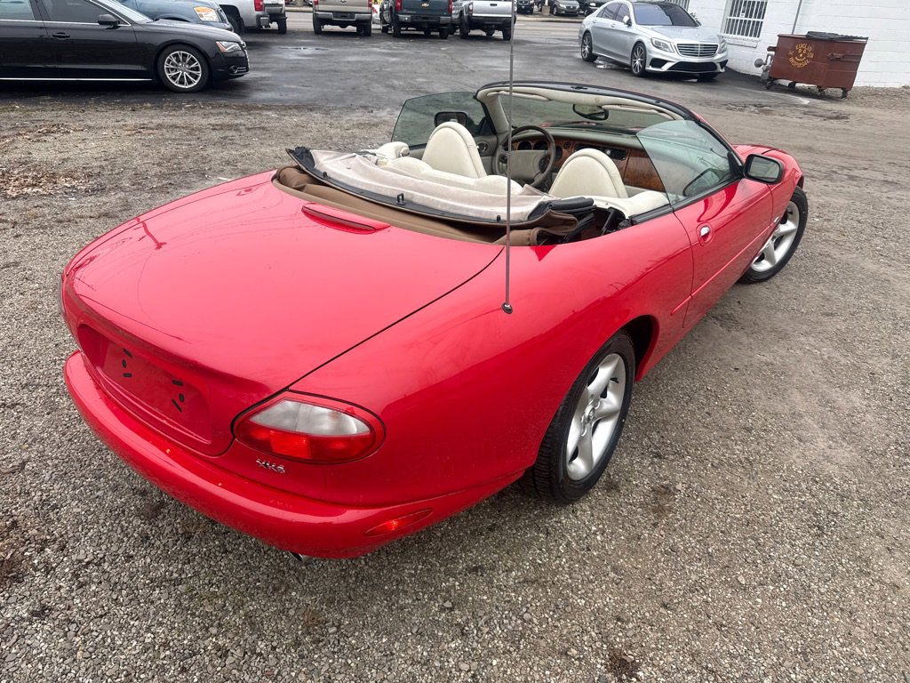 Used 2000 Jaguar XK8 Convertible image 5