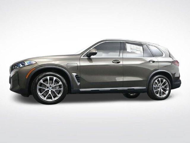 New 2026 BMW X5 xDrive50e w/ Climate Comfort Package AWD/4WD image 36