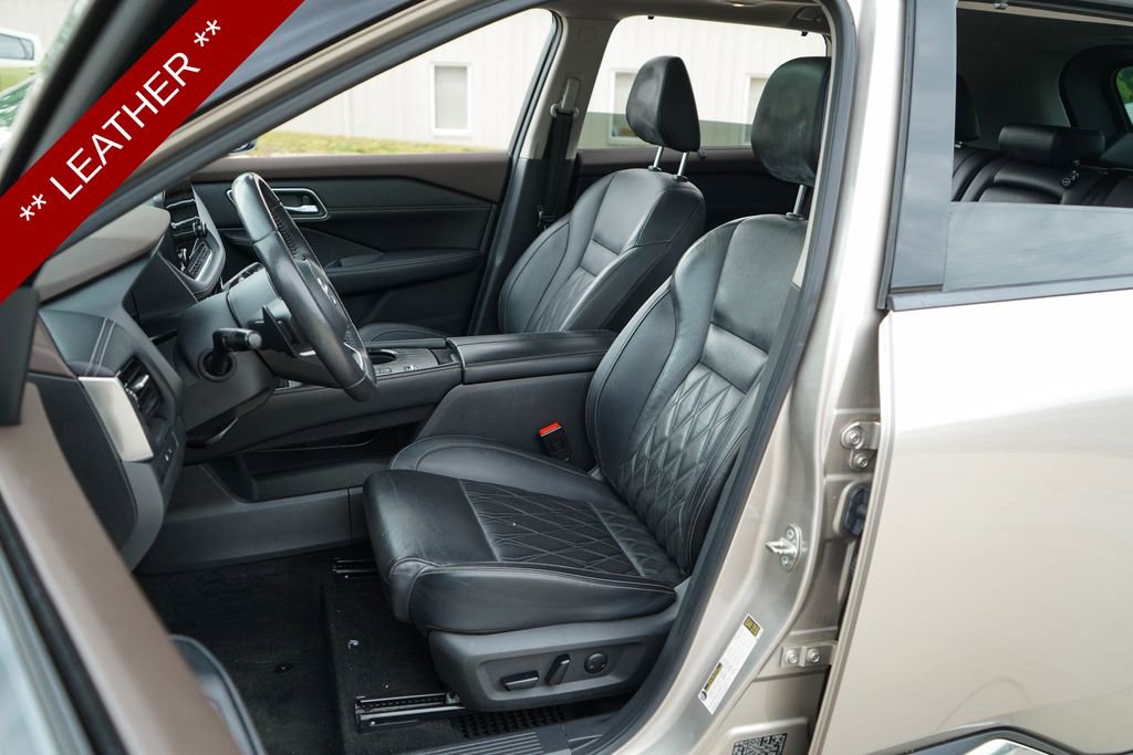 Used 2021 Nissan Rogue Platinum FWD image 7