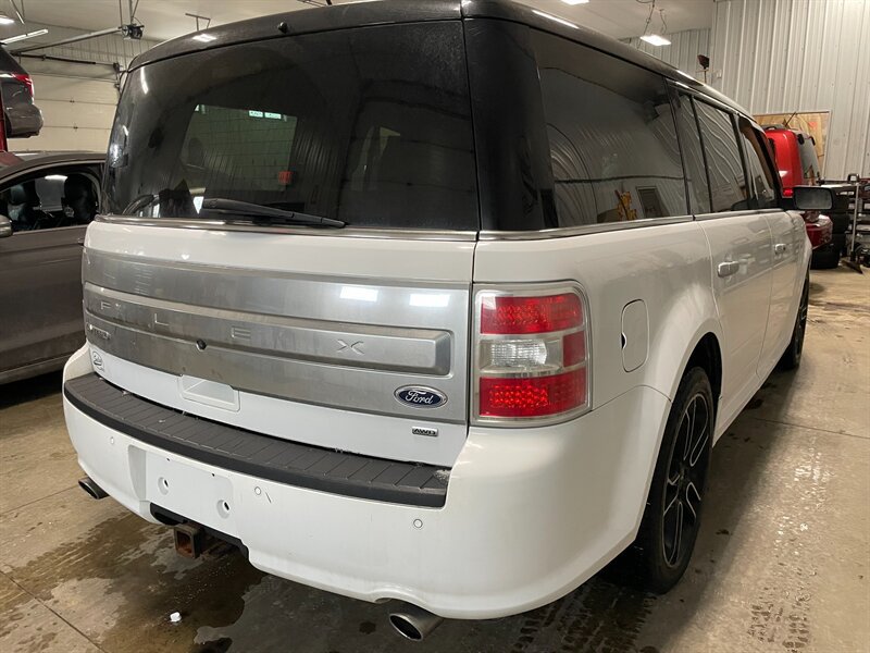 Used 2015 Ford Flex Limited w/ Limited Appearance Package AWD/4WD image 6