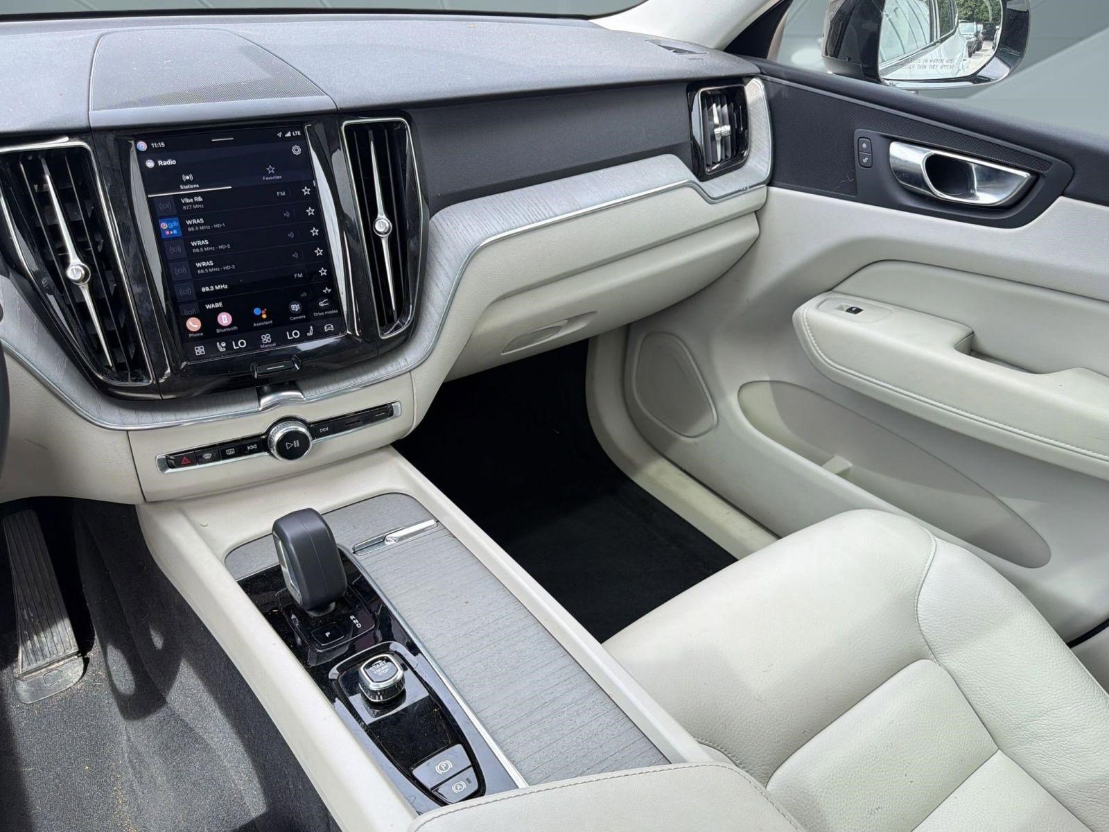 Used 2025 Volvo XC60 T8 Plus w/ Protection Package Premier image 26