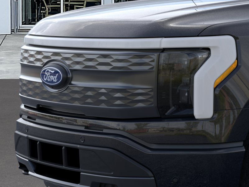 New 2025 Ford F150 Lightning Lariat image 17