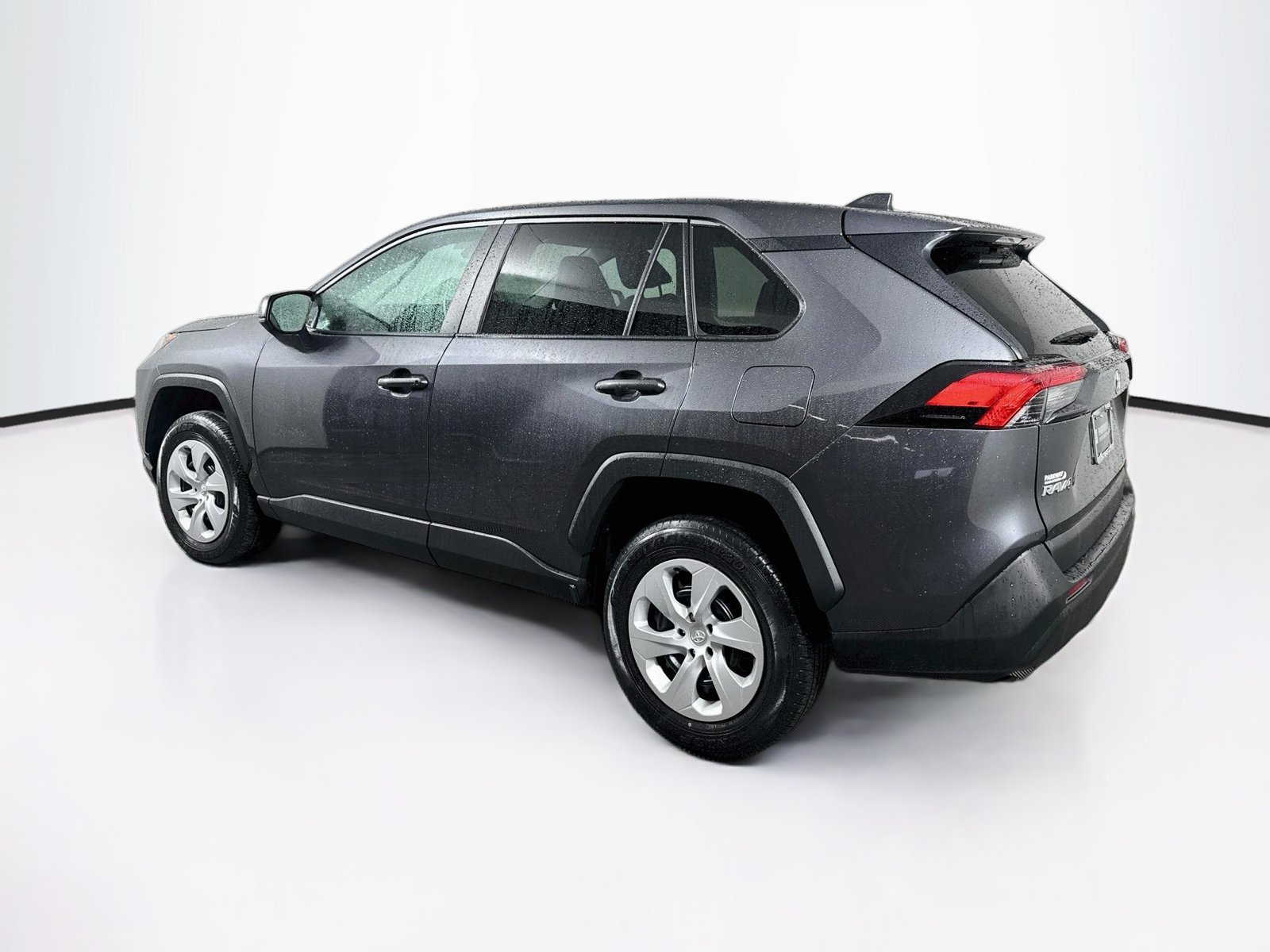 Certified 2023 Toyota RAV4 LE AWD/4WD image 5