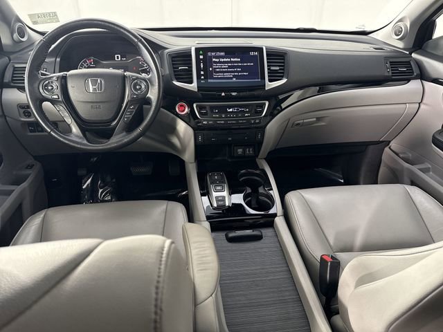 Used 2016 Honda Pilot Touring image 25