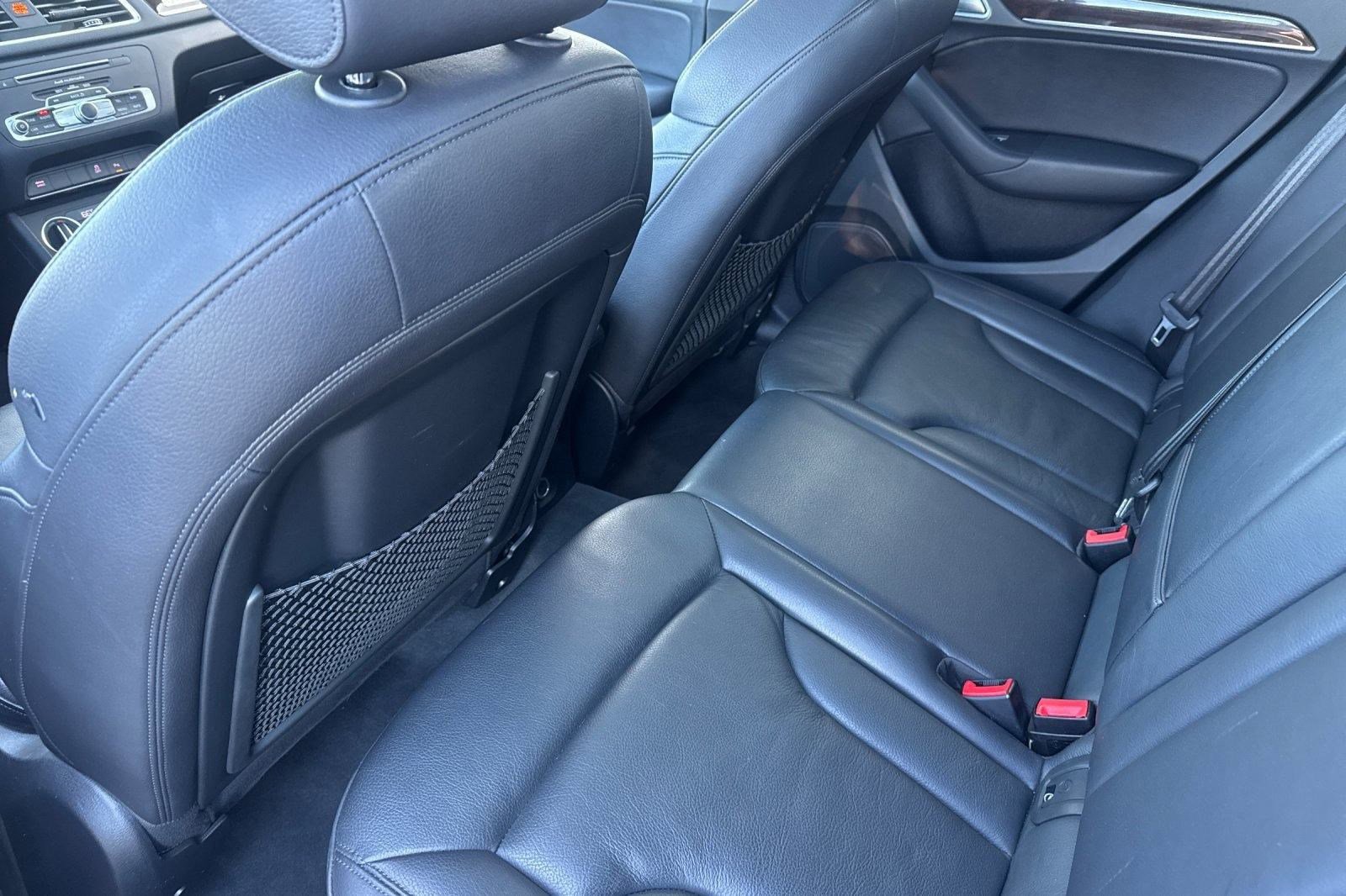 Used 2018 Audi Q3 2.0T Premium Plus w/ Premium Plus Package image 27