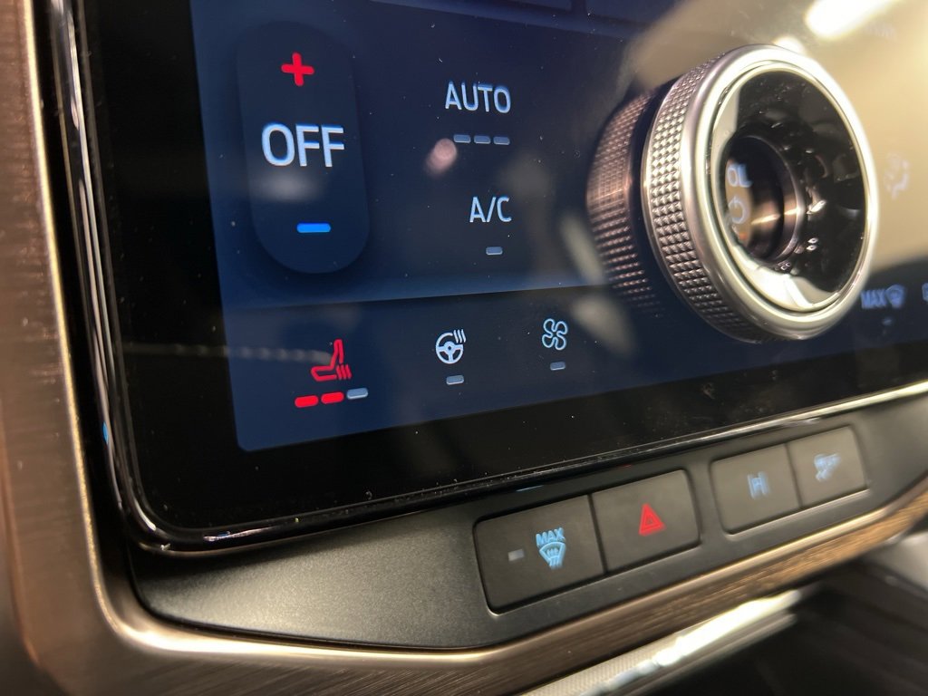 New 2025 Ford F150 Lightning Lariat image 13