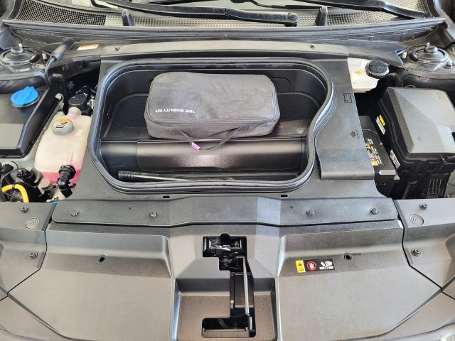 Used 2023 Hyundai Ioniq 6 Limited RWD image 27