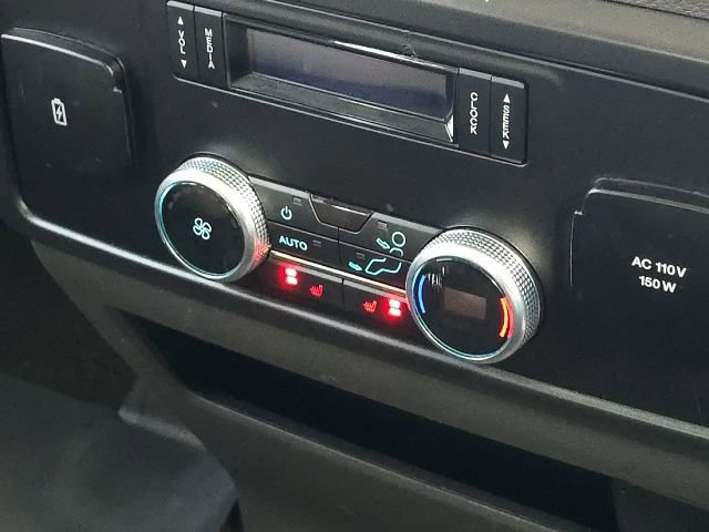 Used 2021 Ford Expedition Limited image 24