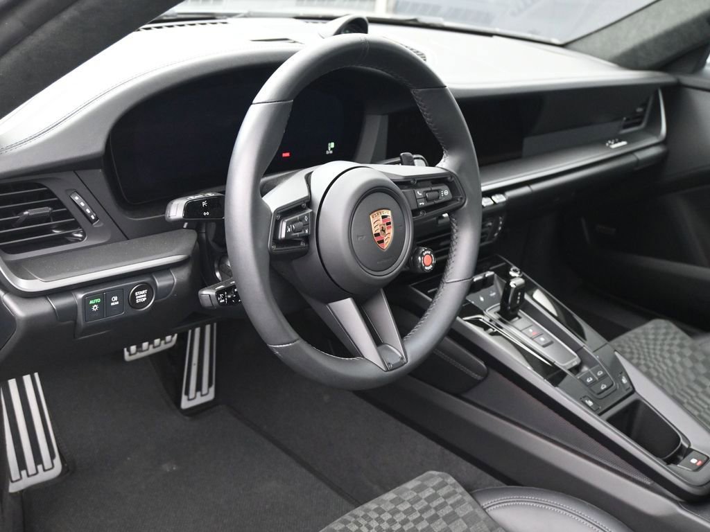 Certified 2026 Porsche 911 GTS image 5