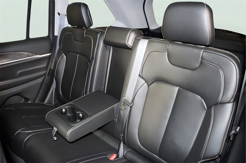 Used 2022 Jeep Grand Cherokee Limited 4xe image 21