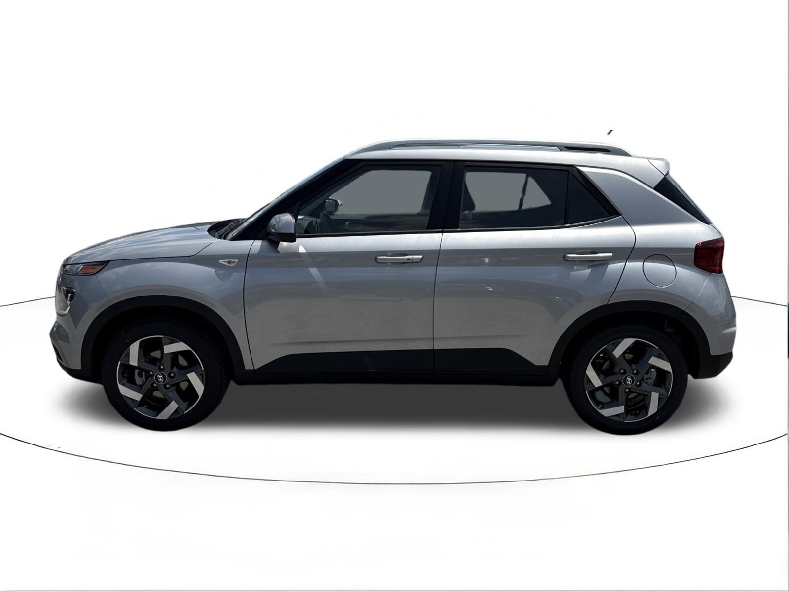 New 2026 Hyundai Venue SEL FWD image 6