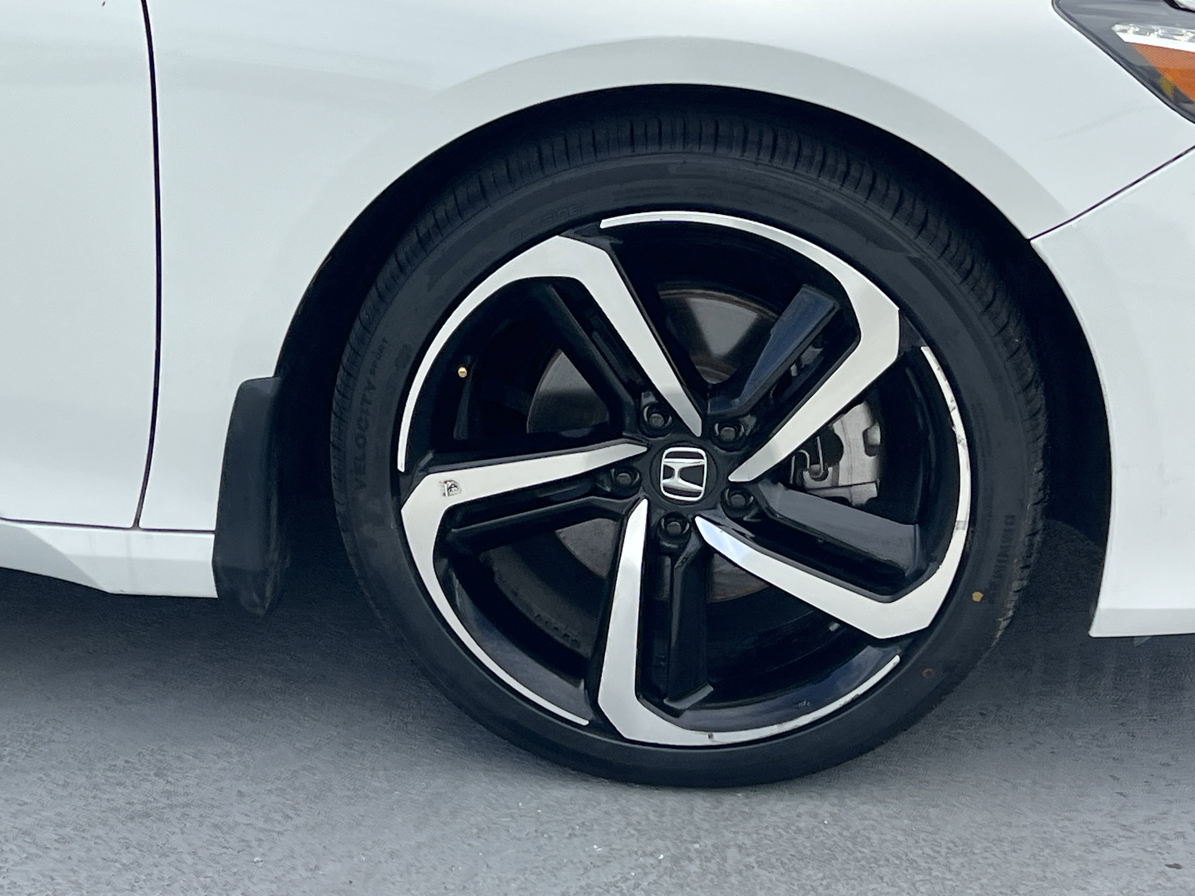 Used 2022 Honda Accord Sport image 15