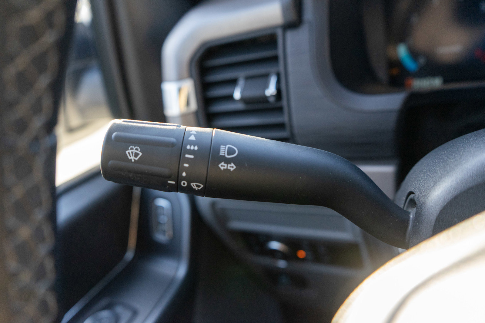 Used 2024 Ford F150 XLT w/ Mobile Office Package image 23