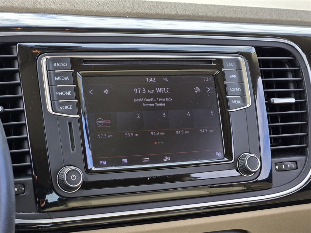 Used 2019 Volkswagen Beetle 2.0T SE image 21