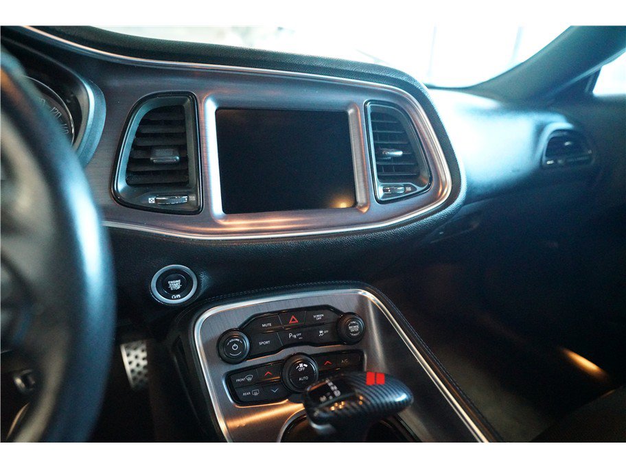 Used 2018 Dodge Challenger SXT Plus RWD image 17