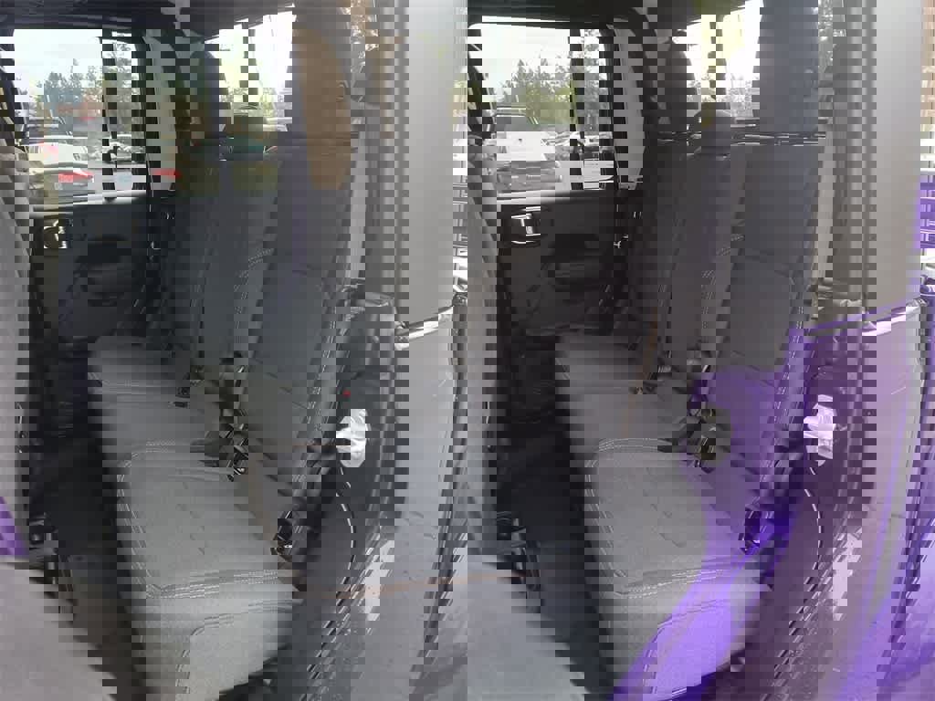 New 2026 Jeep Gladiator Sport image 21