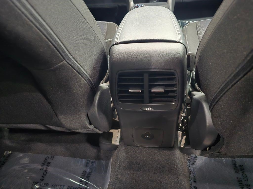 Used 2024 Ford Escape Active AWD/4WD image 29