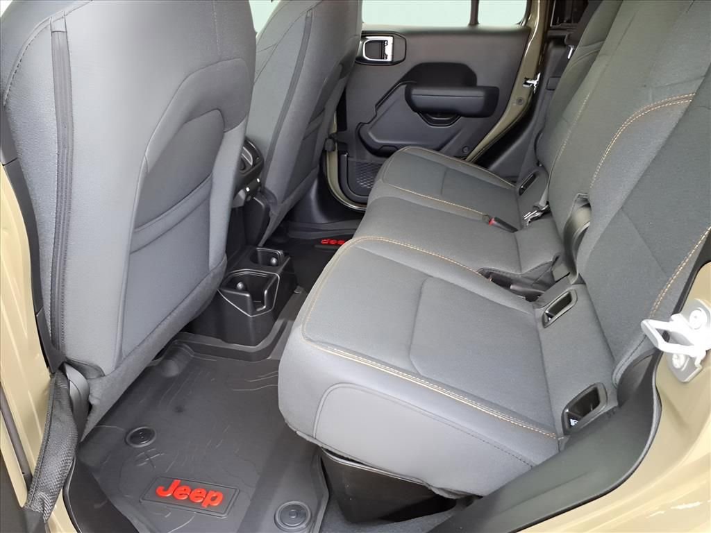 New 2026 Jeep Gladiator Sport image 10