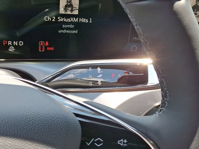 New 2026 Cadillac Vistiq Luxury w/ LPO, Floor Liner Package AWD/4WD image 9