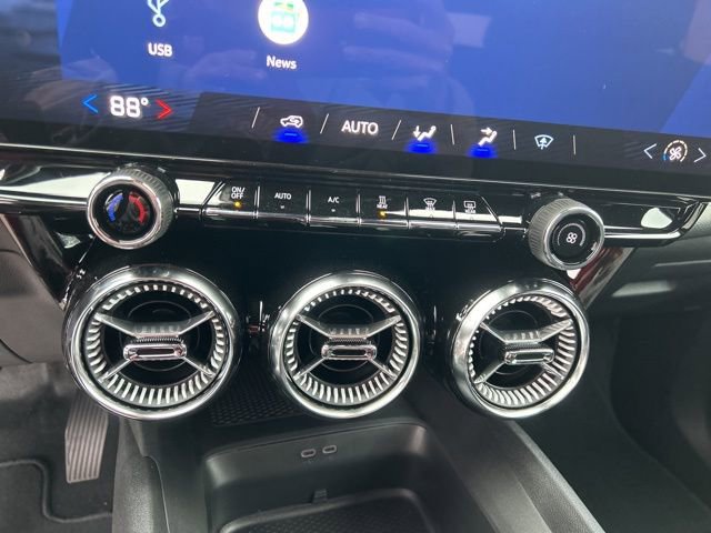 New 2026 Chevrolet Blazer EV LT image 24