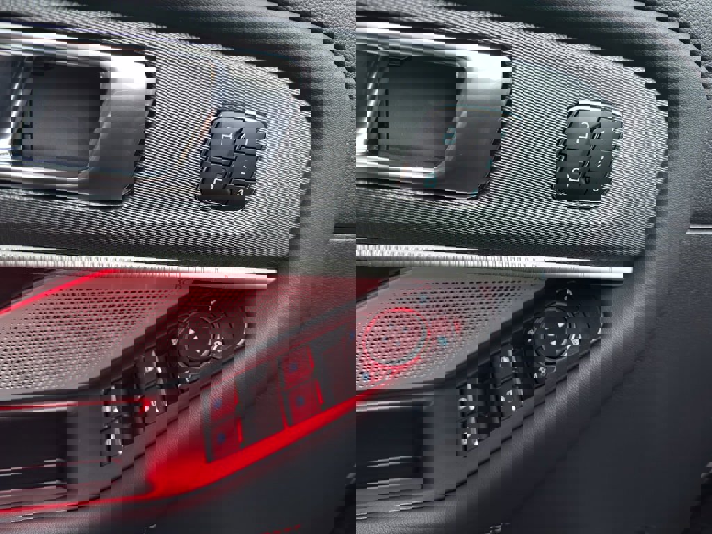 New 2026 Ford Explorer ST w/ Sun And Sound Package image 7