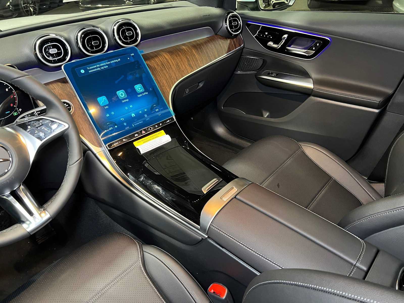 New 2027 Mercedes-Benz GLC 300 4MATIC image 43