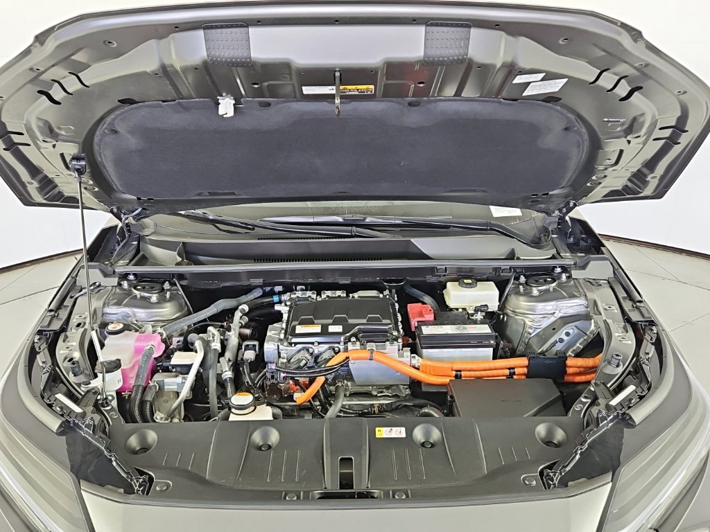 Certified 2023 Subaru Solterra AWD image 6
