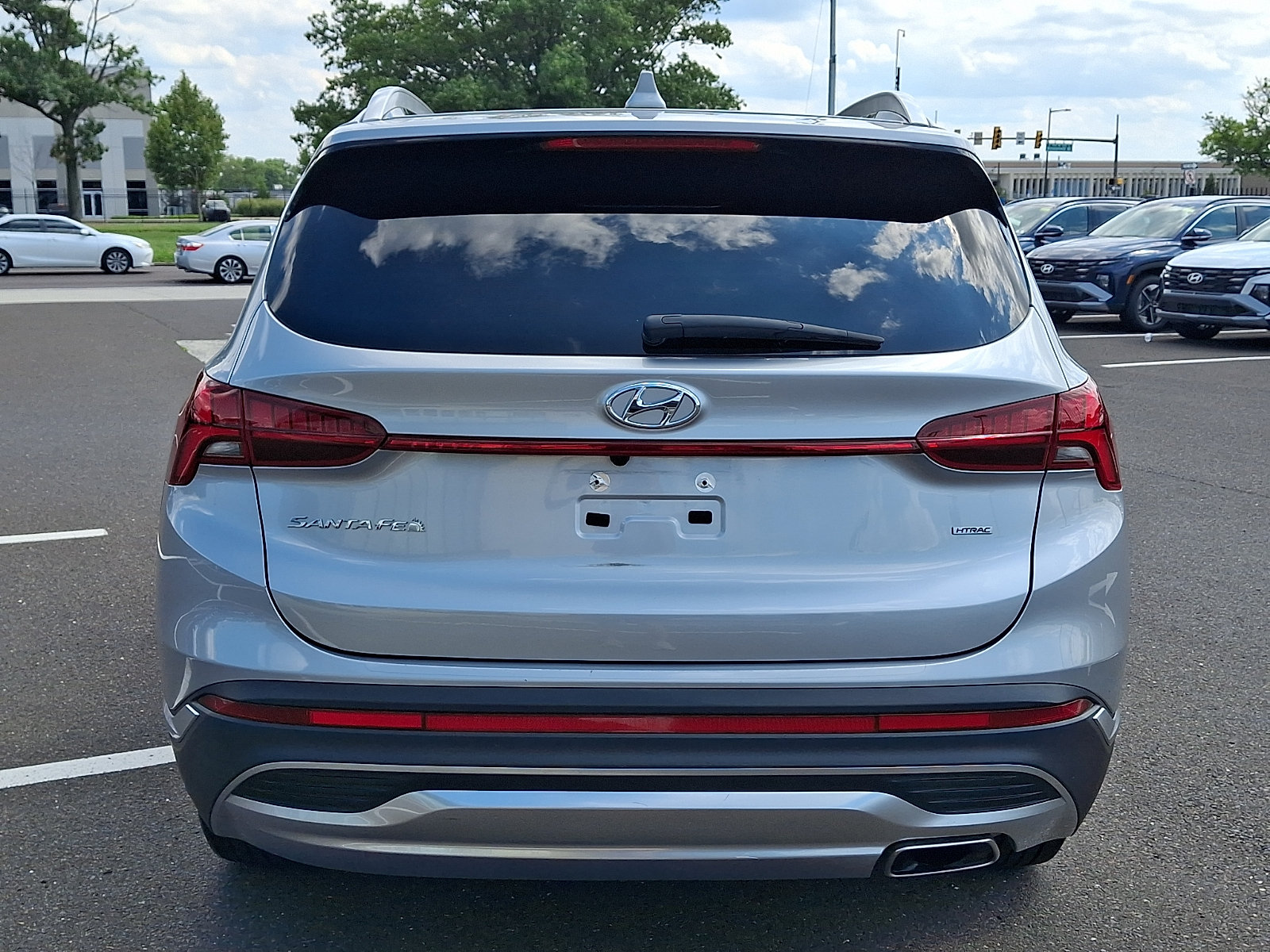Certified 2023 Hyundai Santa Fe SEL w/ Premium Package AWD/4WD image 5
