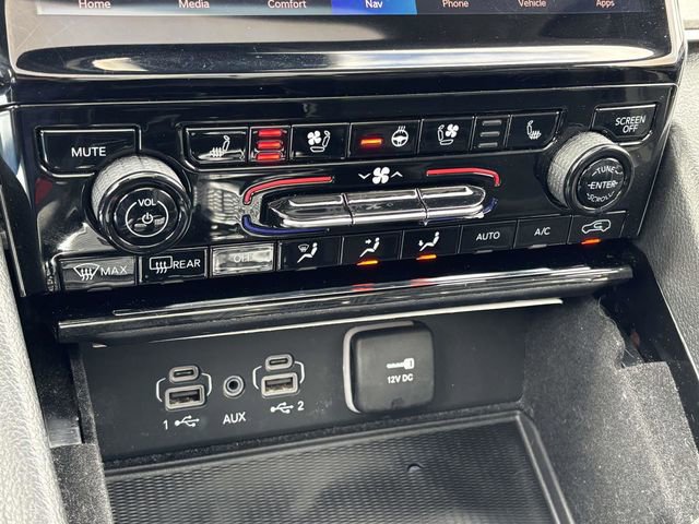 Used 2022 Jeep Grand Cherokee L Limited w/ Luxury Tech Group II image 20