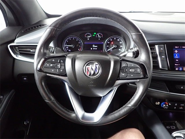 Used 2022 Buick Enclave Essence image 24