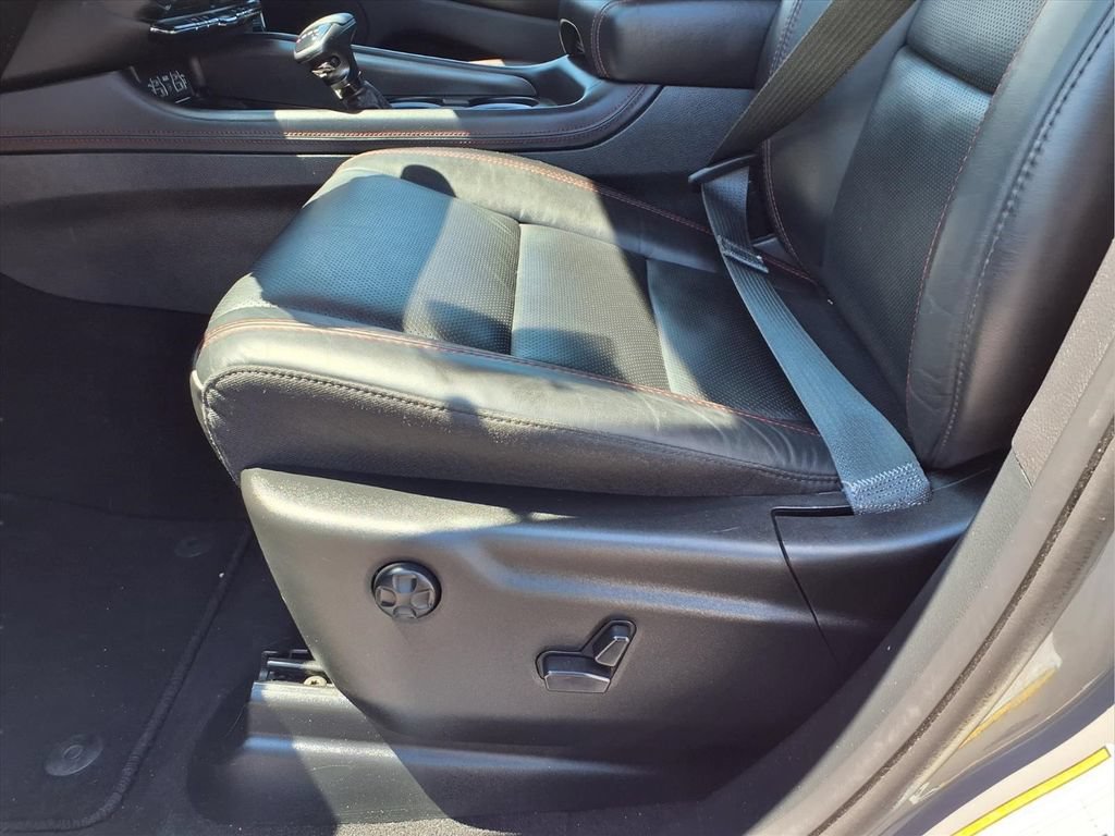 Used 2025 Dodge Durango R/T AWD/4WD image 14