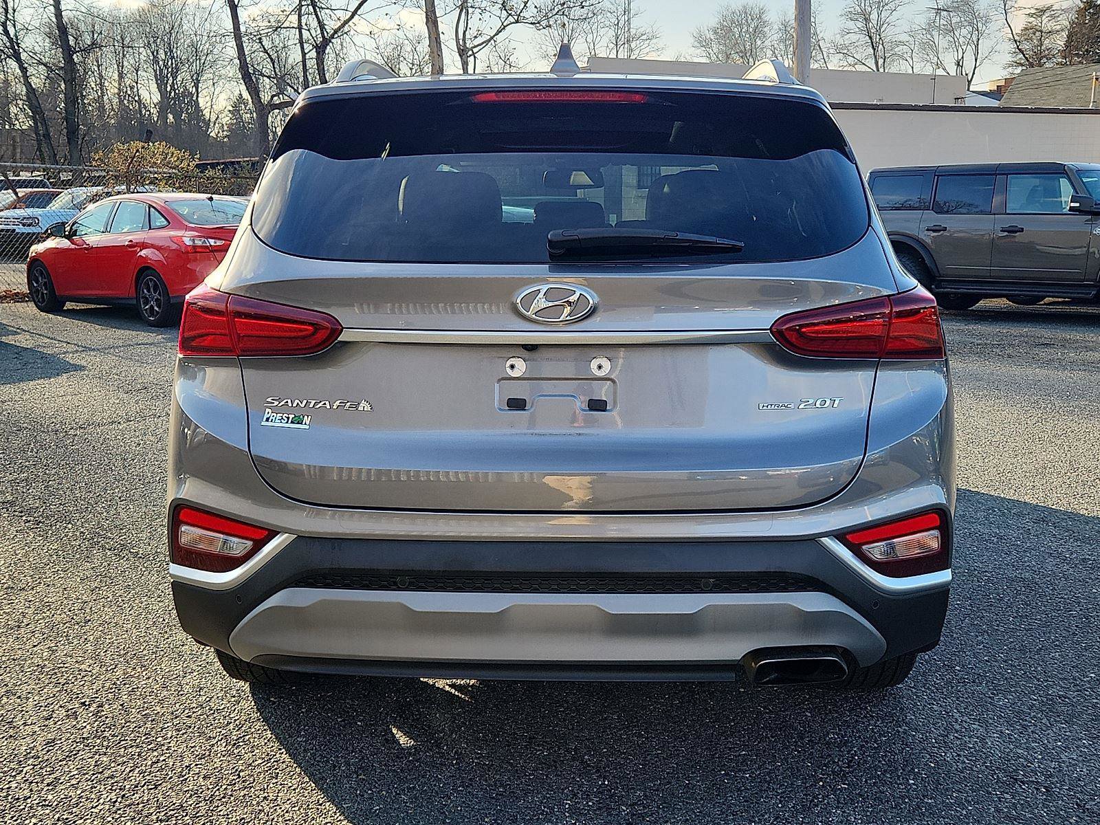 Used 2019 Hyundai Santa Fe AWD image 5