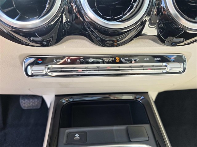 New 2026 Mercedes-Benz GLB 250 image 9