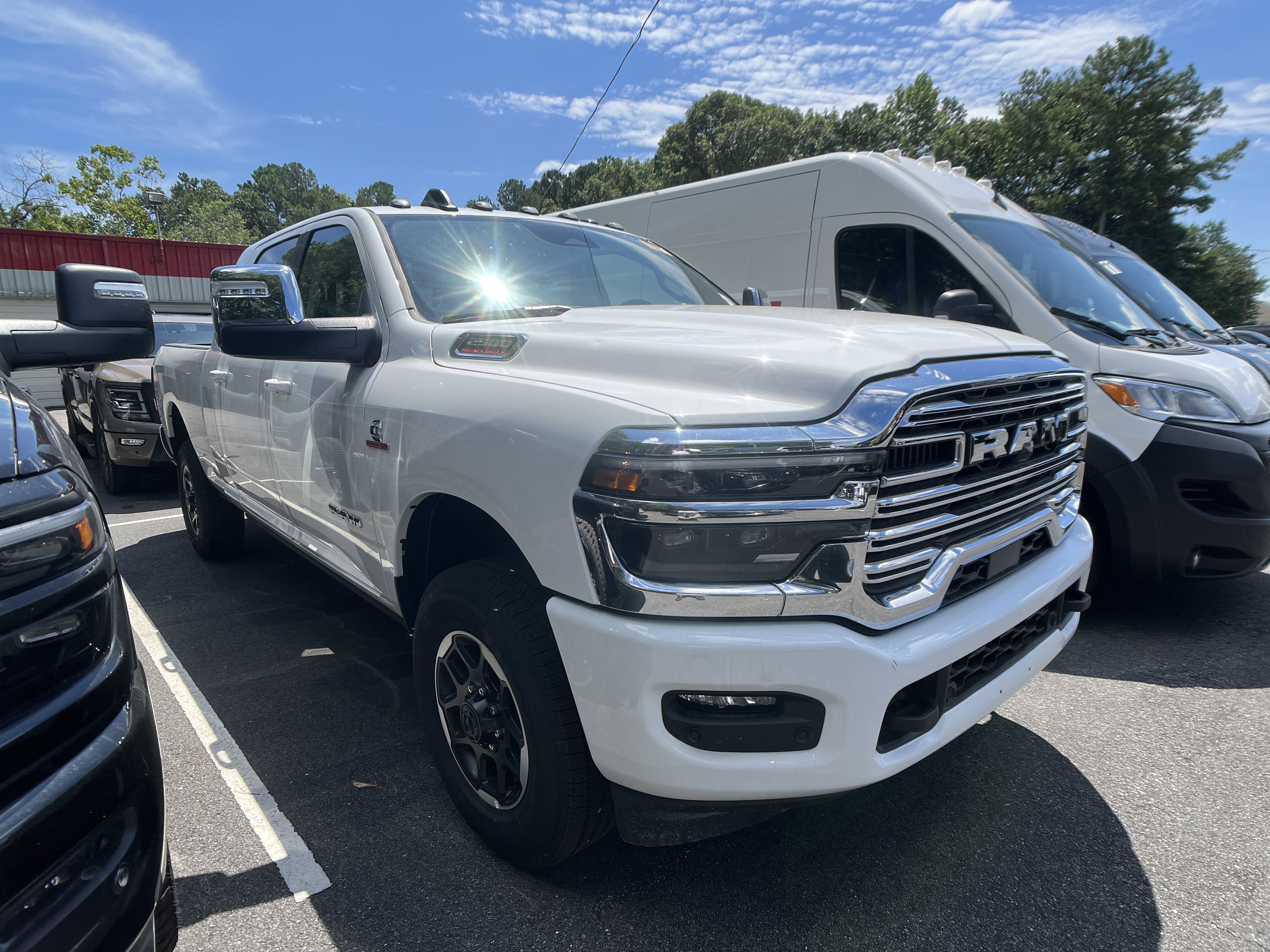Used 2025 RAM 2500 Laramie image 4