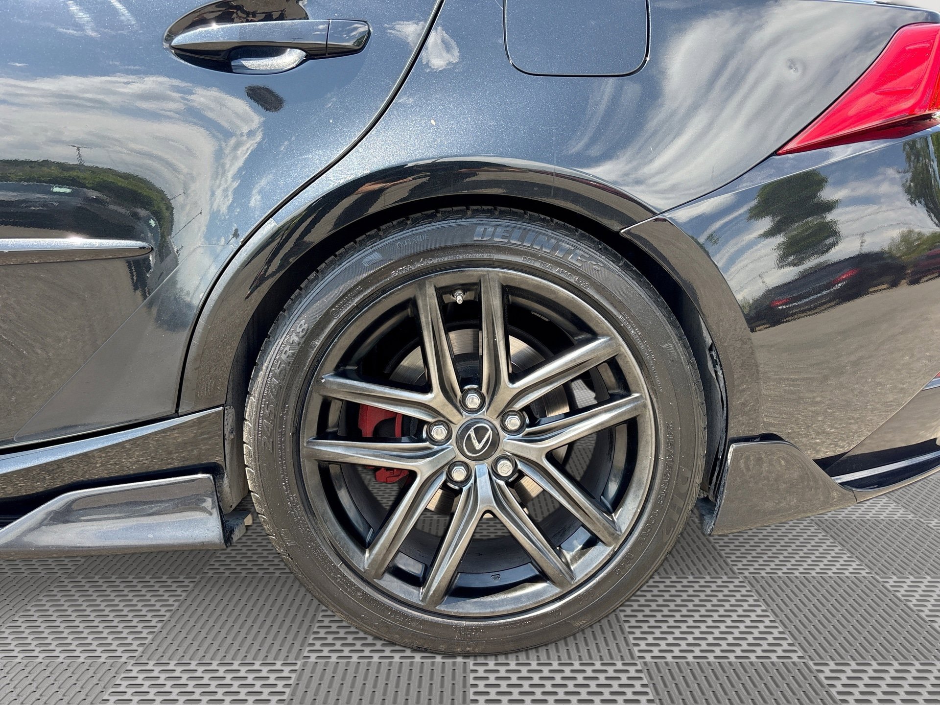 Used 2018 Lexus IS 300 F Sport w/ F Sport Package RWD image 29