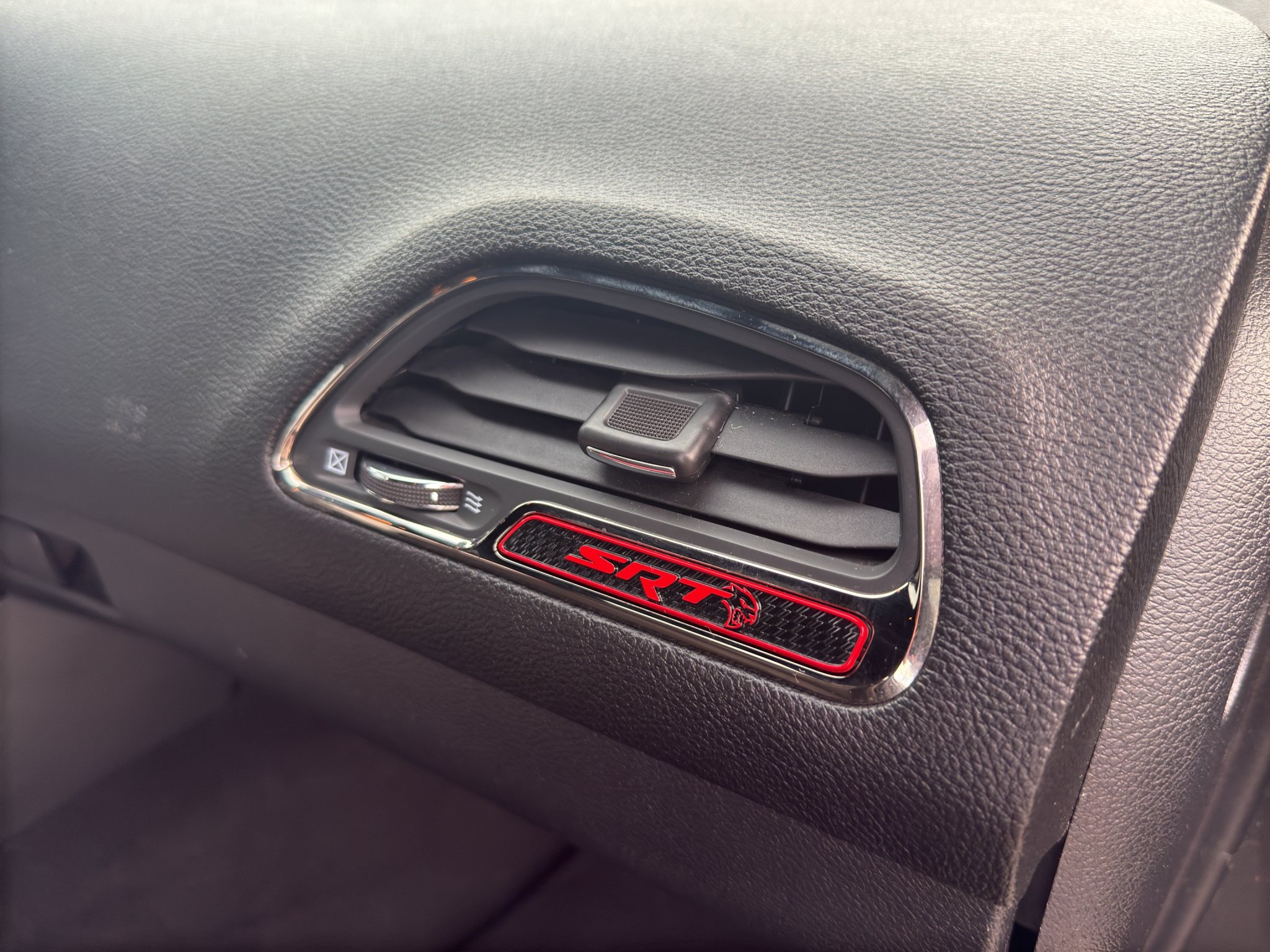 Used 2020 Dodge Challenger SRT Hellcat RWD image 17