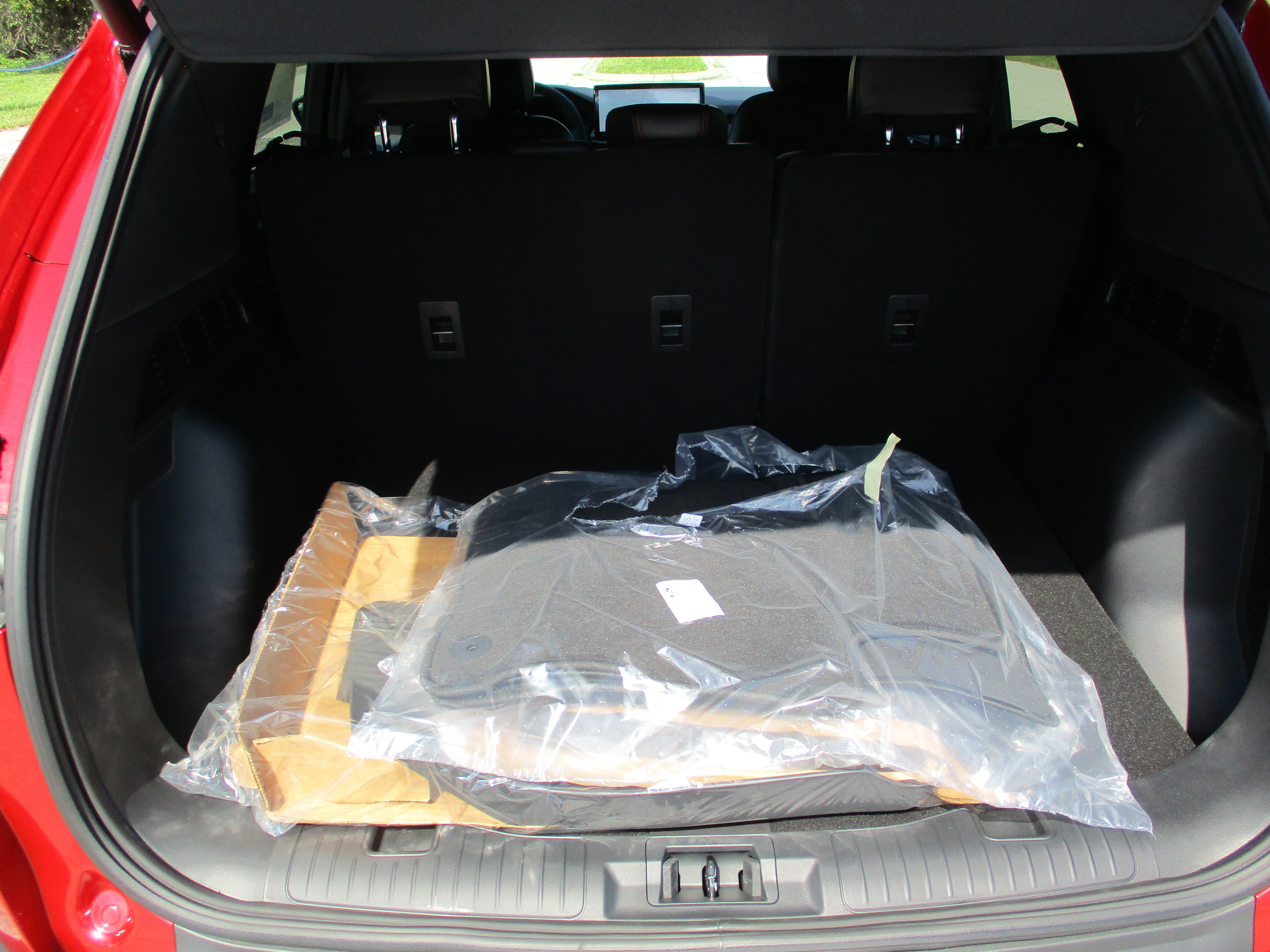 Used 2025 Ford Escape ST-Line w/ Tech Pack #1 FWD image 22