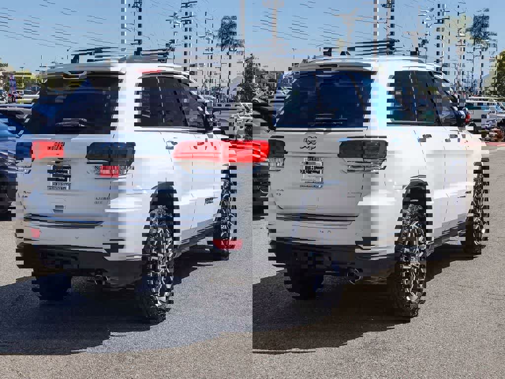 Certified 2017 Jeep Grand Cherokee Limited image 4