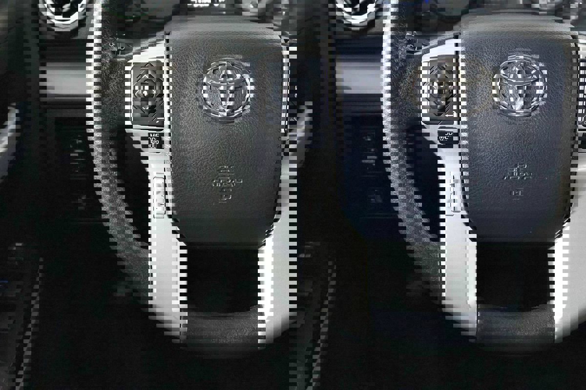 Used 2017 Toyota Tundra SR5 image 30